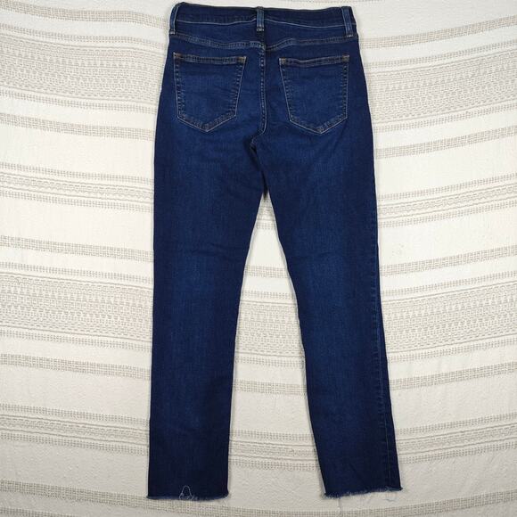 Gap Mid Rise Straight Jeans Medium Wash Raw Hem Size 28-6R - Picture 2 of 8